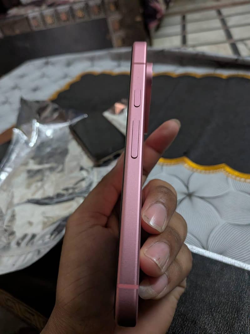 Google Pixel 9 3