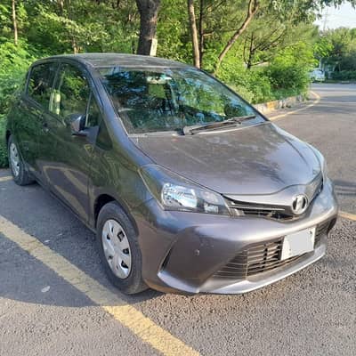 Toyota Vitz 2014