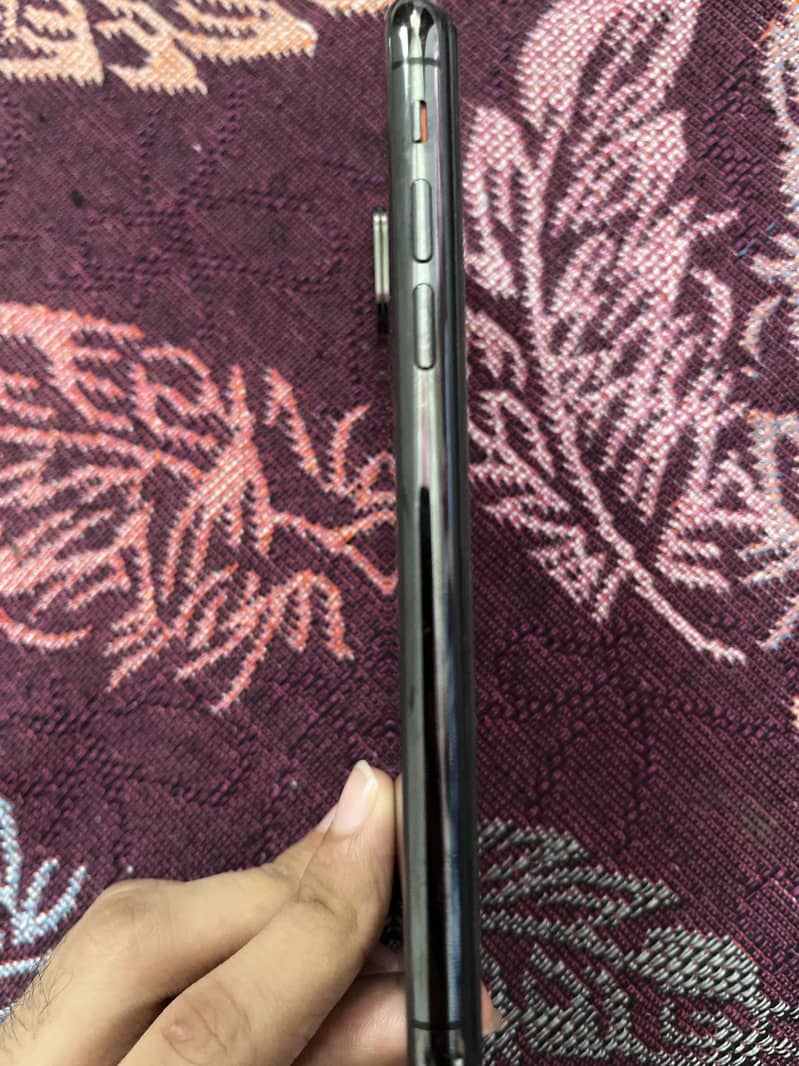 Apple iPhone X 2