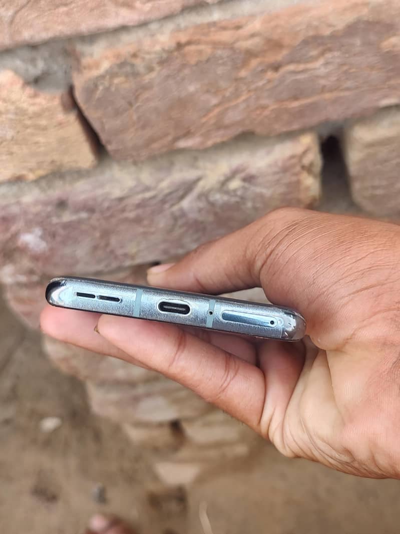 One Plus 9 Pro 3