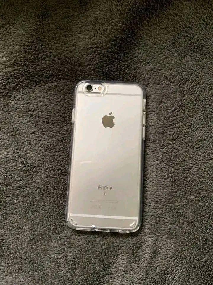 Apple iPhone 6S Plus 2