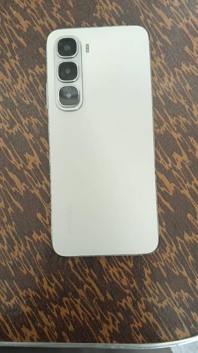 Infinix Hot 60i