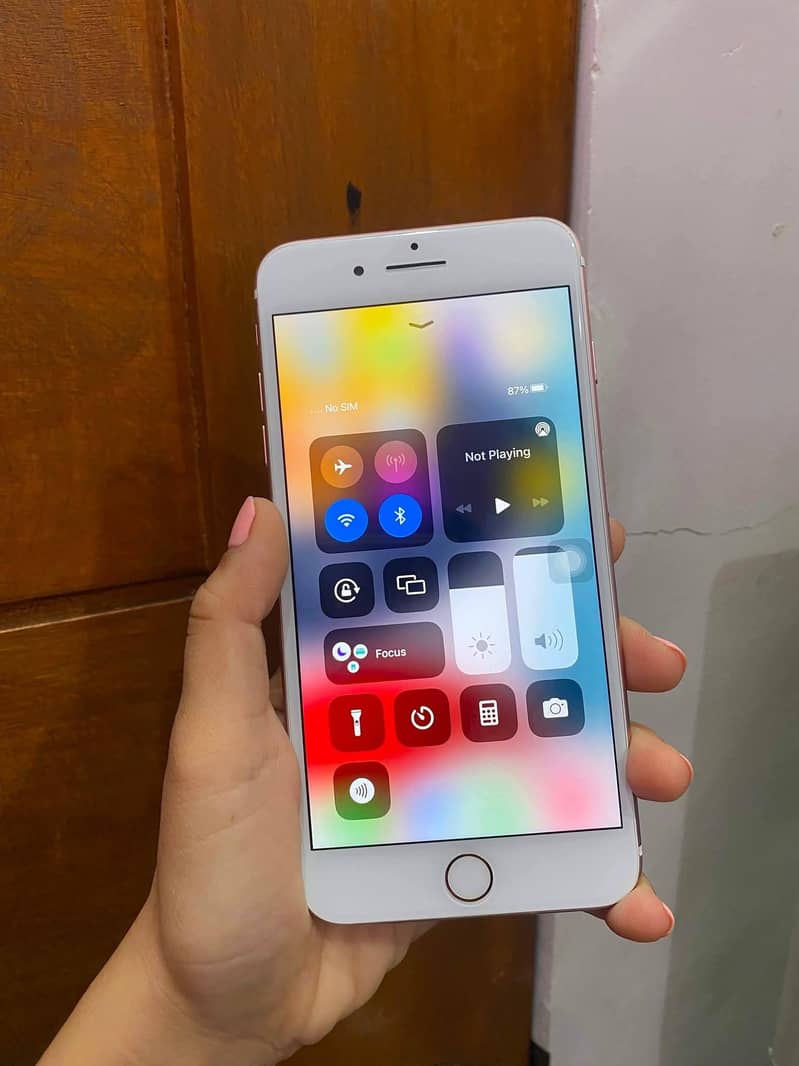 Apple iPhone 7 Plus 3
