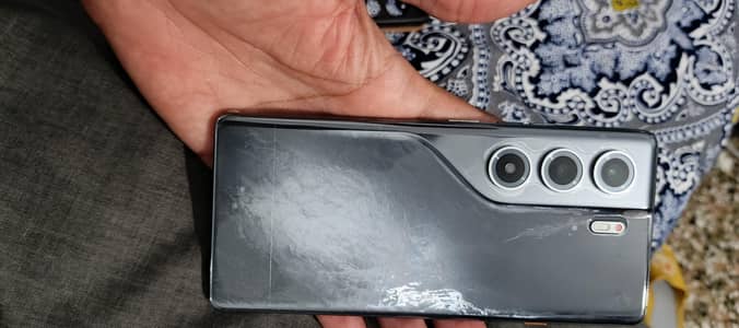 Tecno CAMON 40 Pro