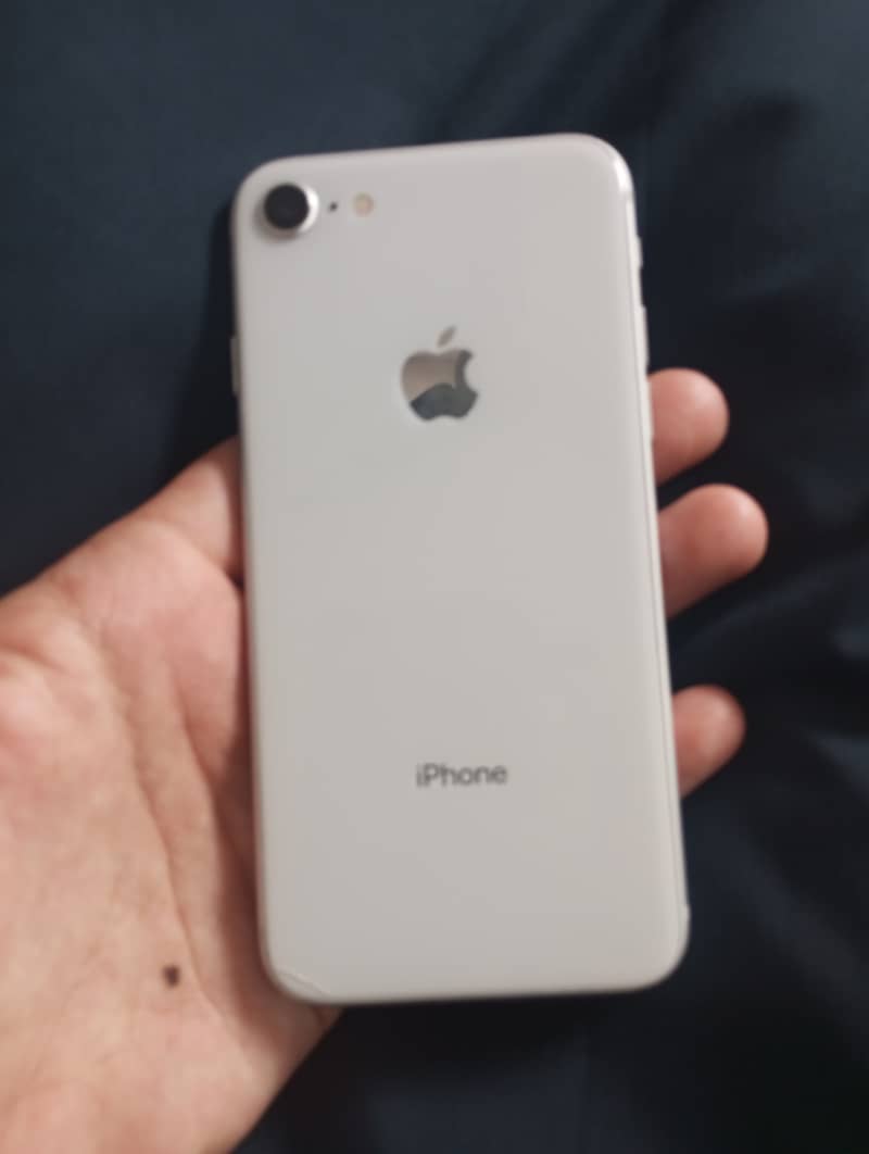 Apple iPhone 8 2
