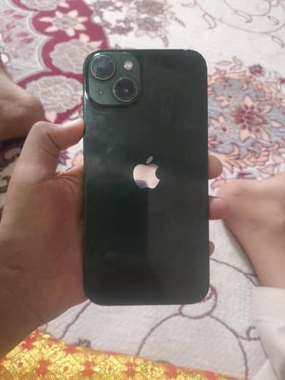 Apple iPhone 13