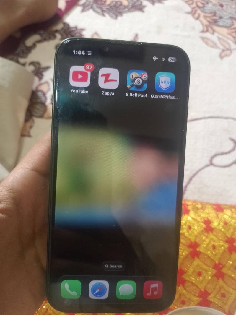 Apple iPhone 13 5
