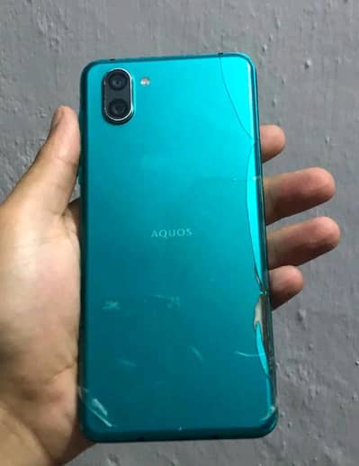 Sharp Aquos R3 Non pta 6 128 gaming phone