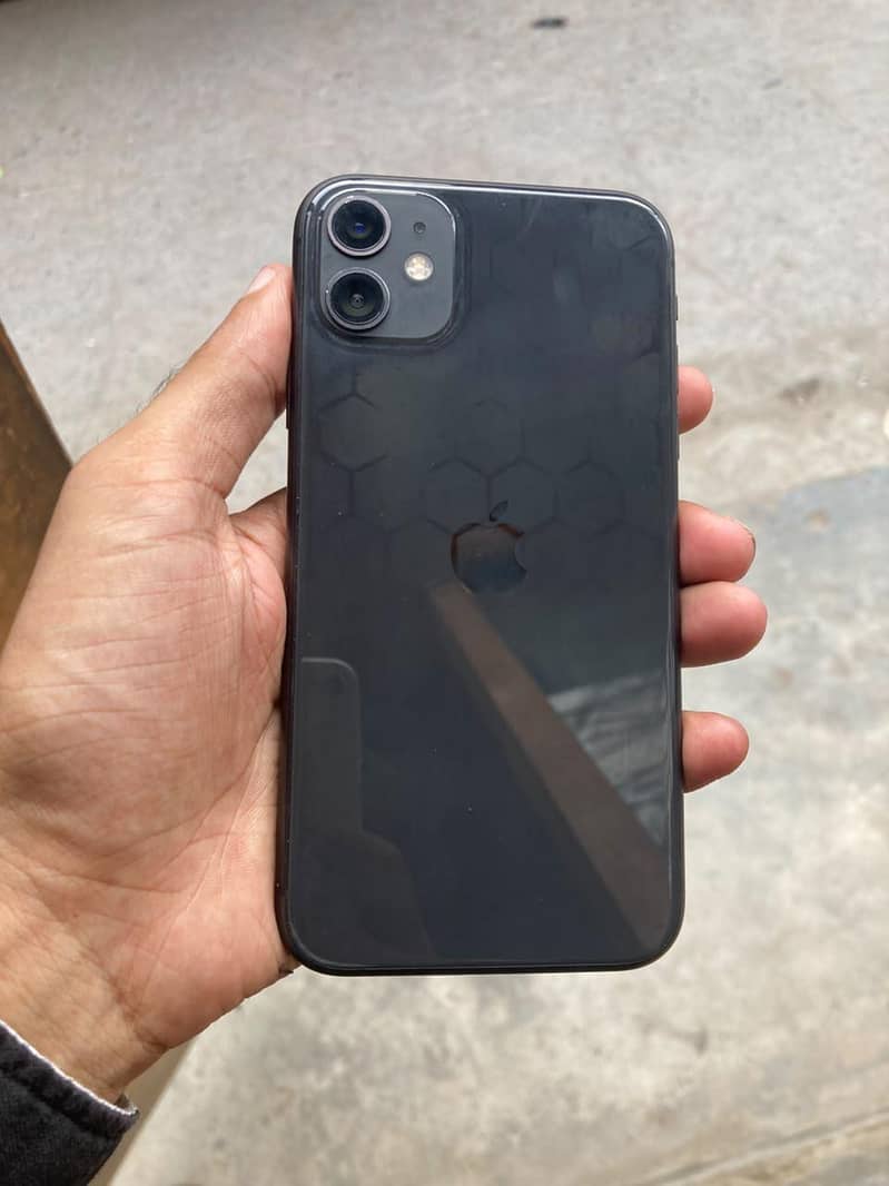 Apple iPhone 11 7
