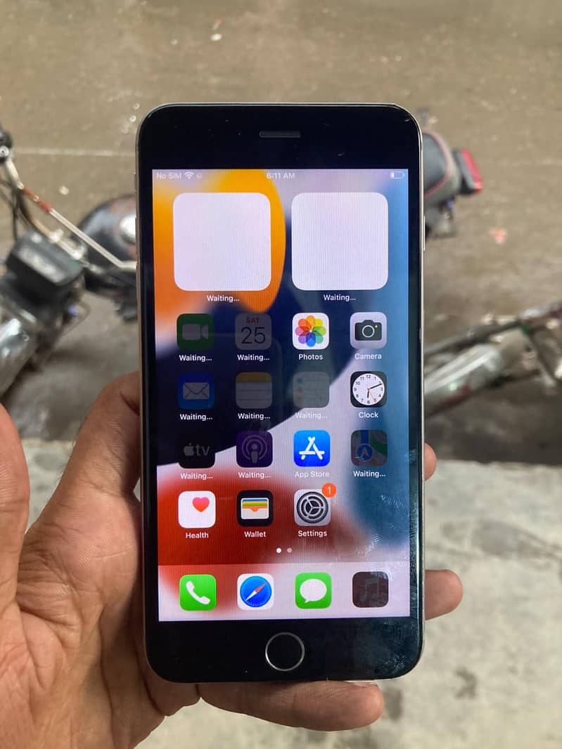 Apple iPhone 6S Plus 2