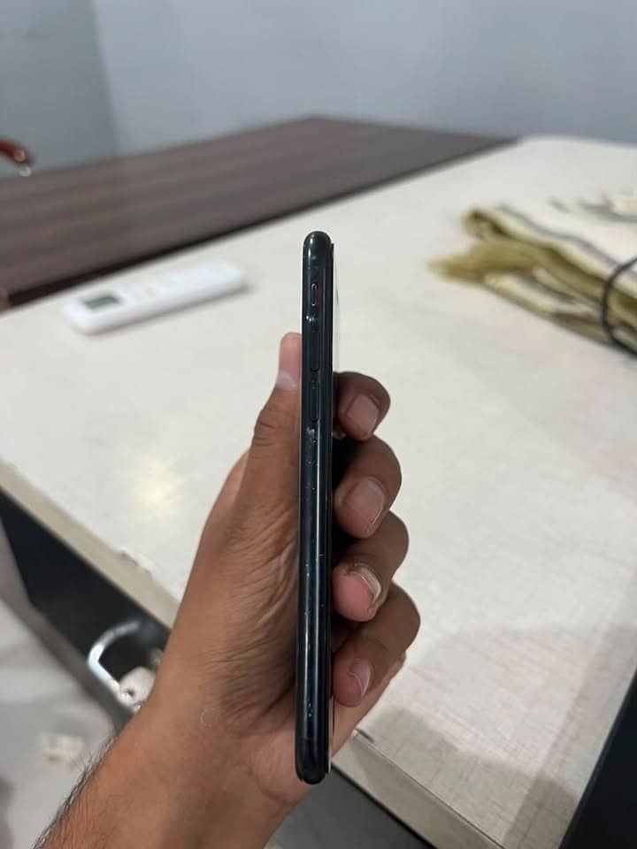 Apple iPhone SE 4