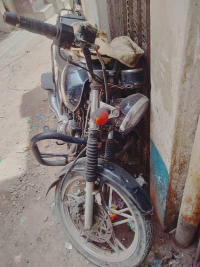 Suzuki GS 150 model