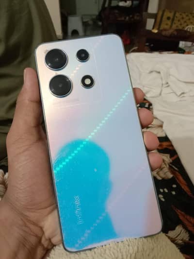Infinix Note 30