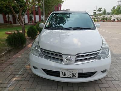 Nissan Tiida 2008