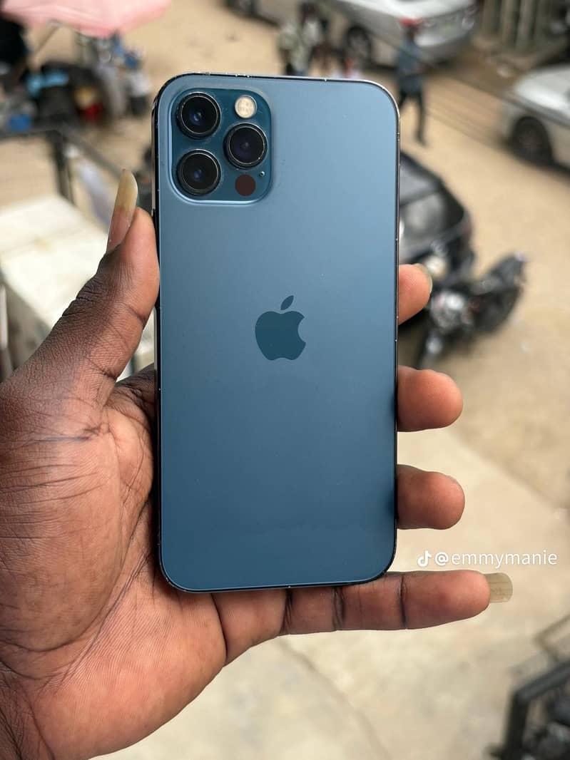 iPhone 12 Pro 1
