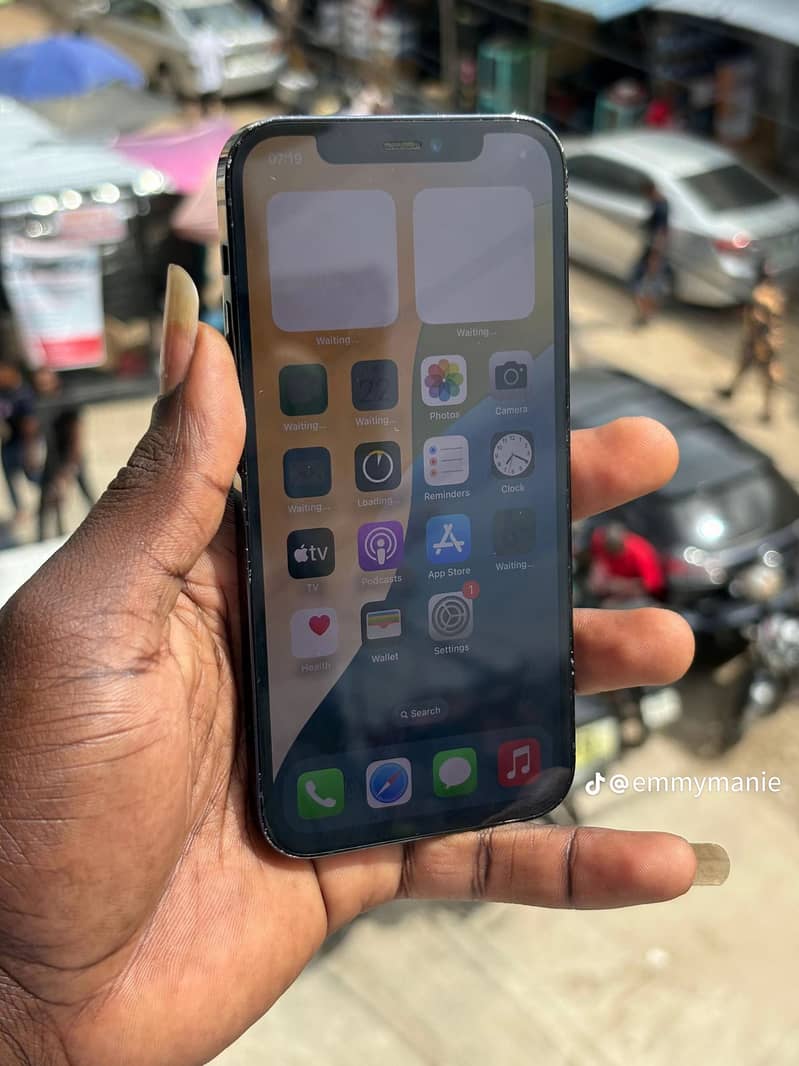 iPhone 12 Pro 3