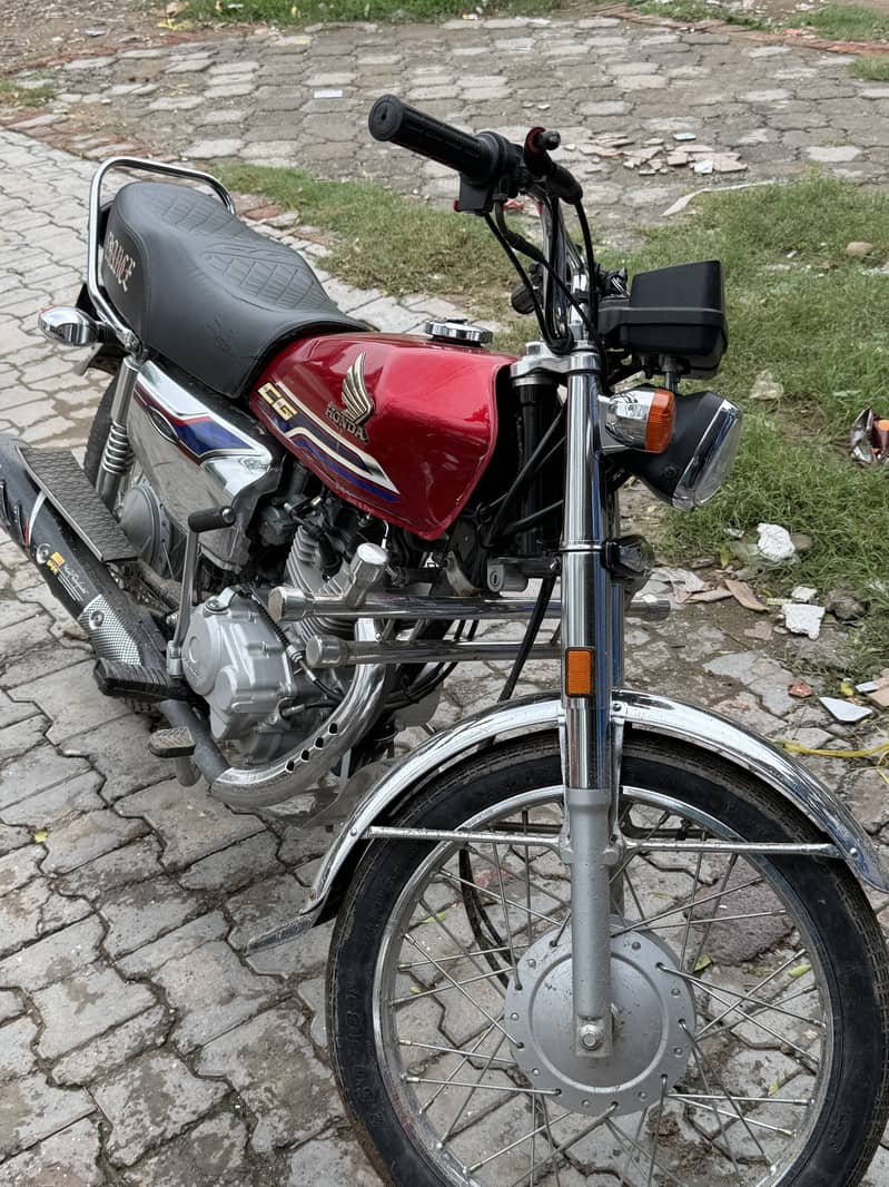 Self start motorcycle 0