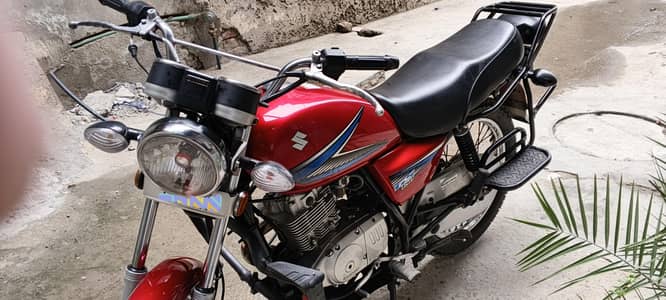 Suzuki GS150