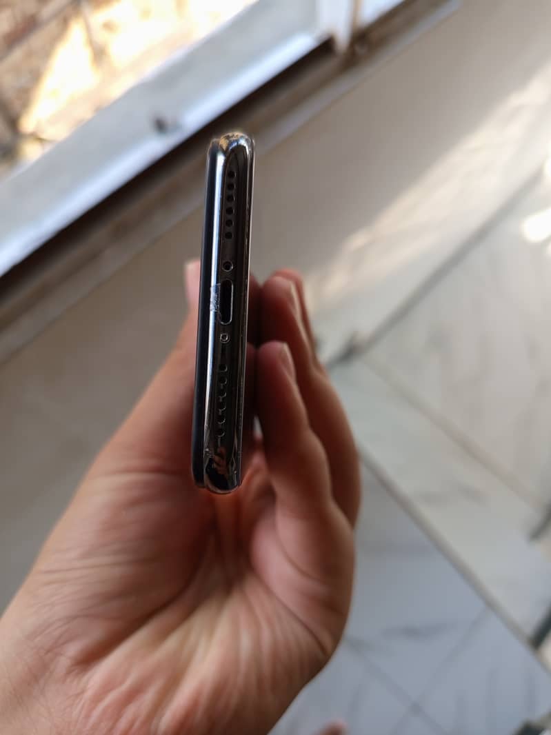 Apple iPhone X 1