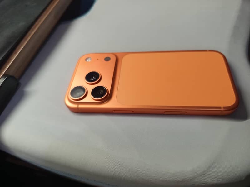 Apple iPhone 17 Pro 4