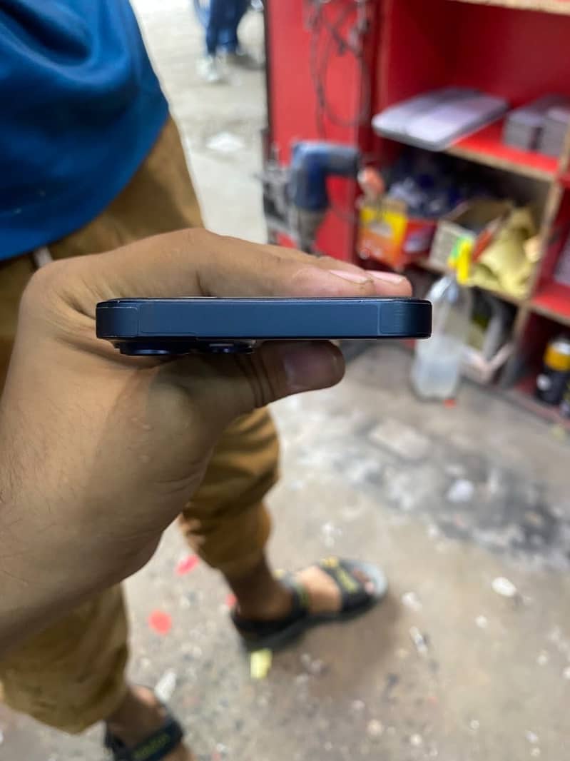 iPhone 14 jv 4