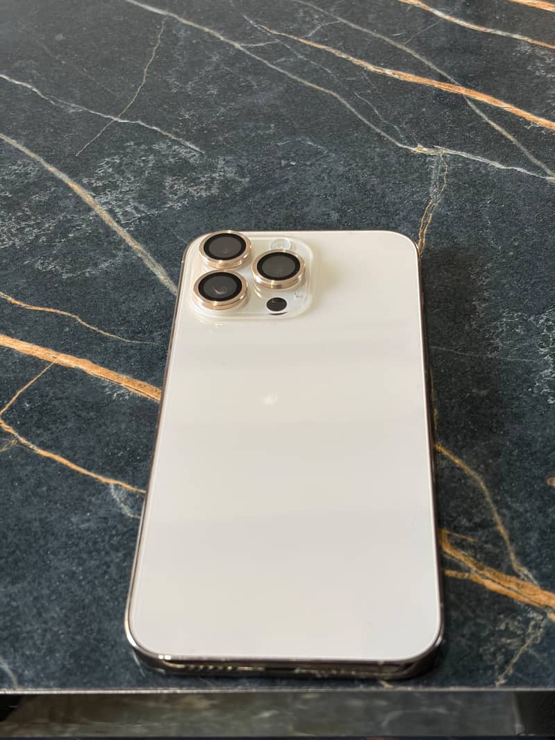 Iphone 14 pro max 5