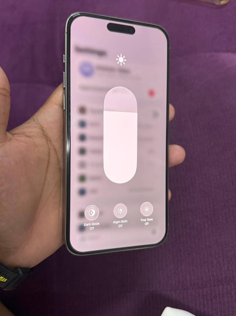 Apple iPhone 15 Pro Max 0