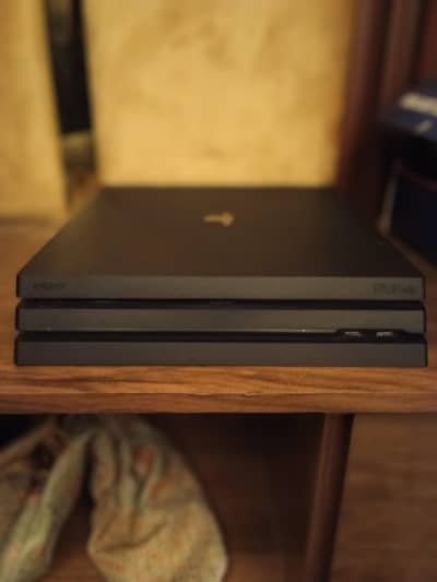 PS4 pro with gta5 and two controllers