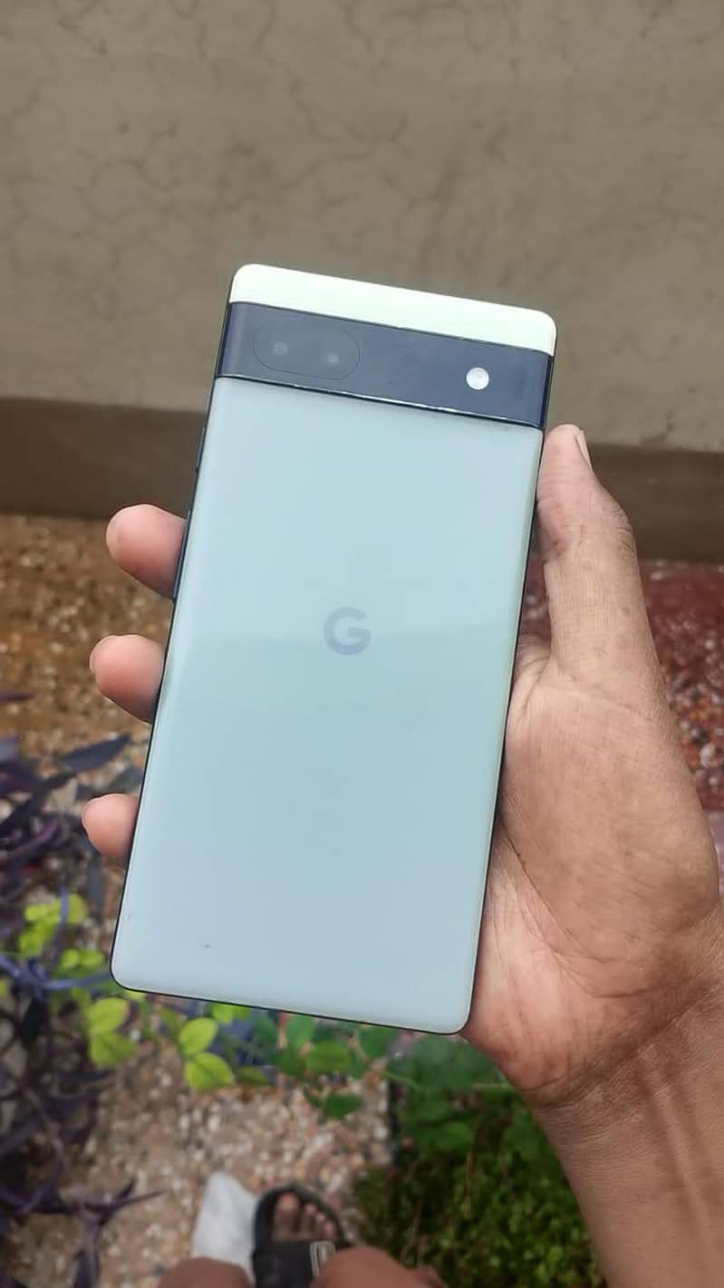 Google Pixel 6a 1