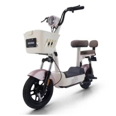 revoo scooty A04