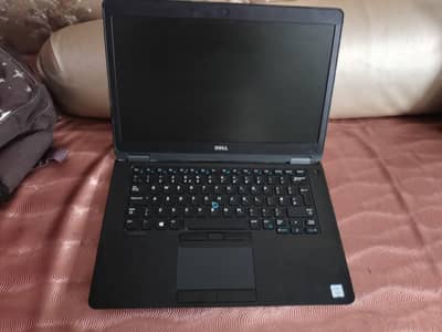 Dell Laptop windows 10 pro 10/10 condition