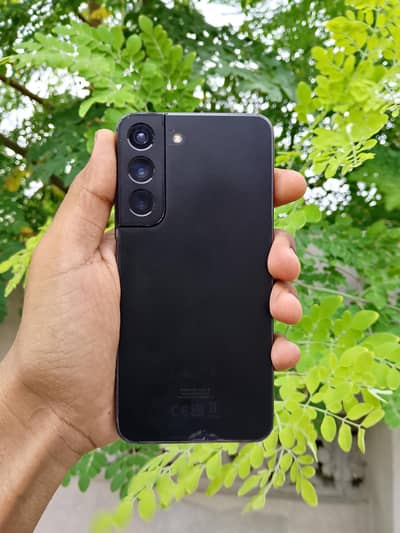 Samsung Mobile S22  exchange possible hai