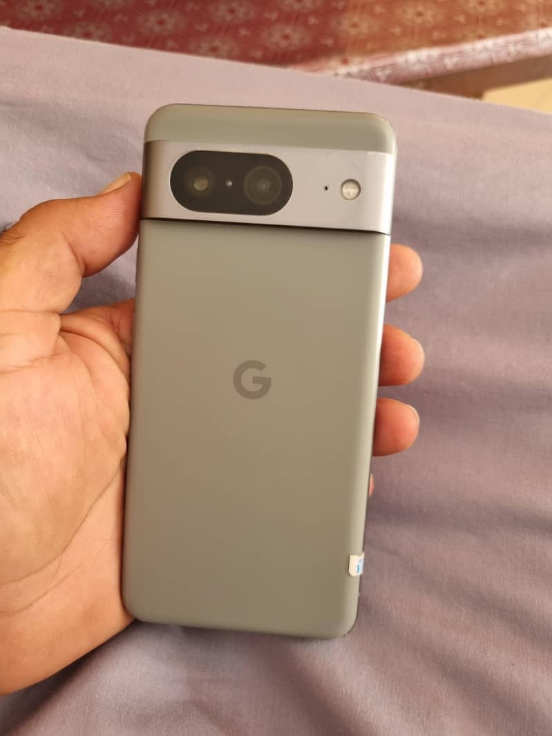 Google Pixel 8 5