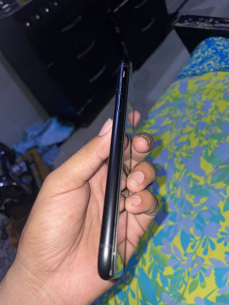 Apple iPhone XR 2