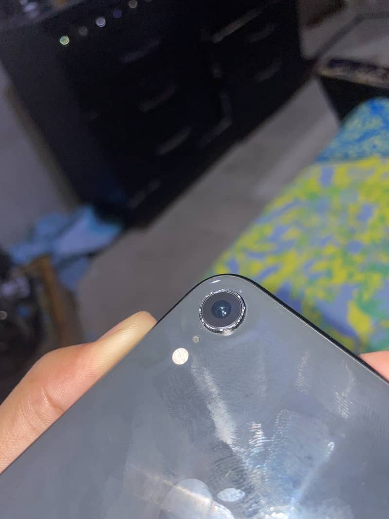 Apple iPhone XR 8