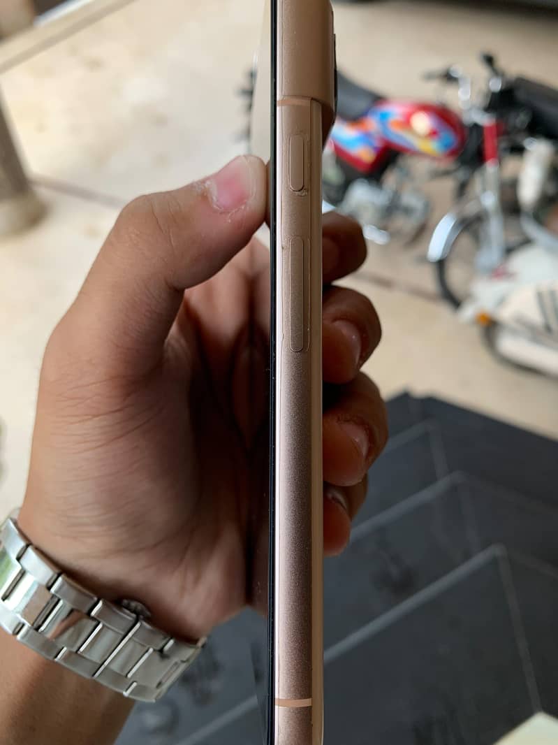 Google Pixel 8 3