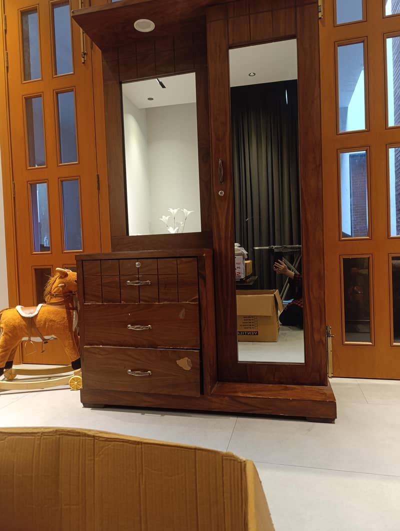 dressing table 1