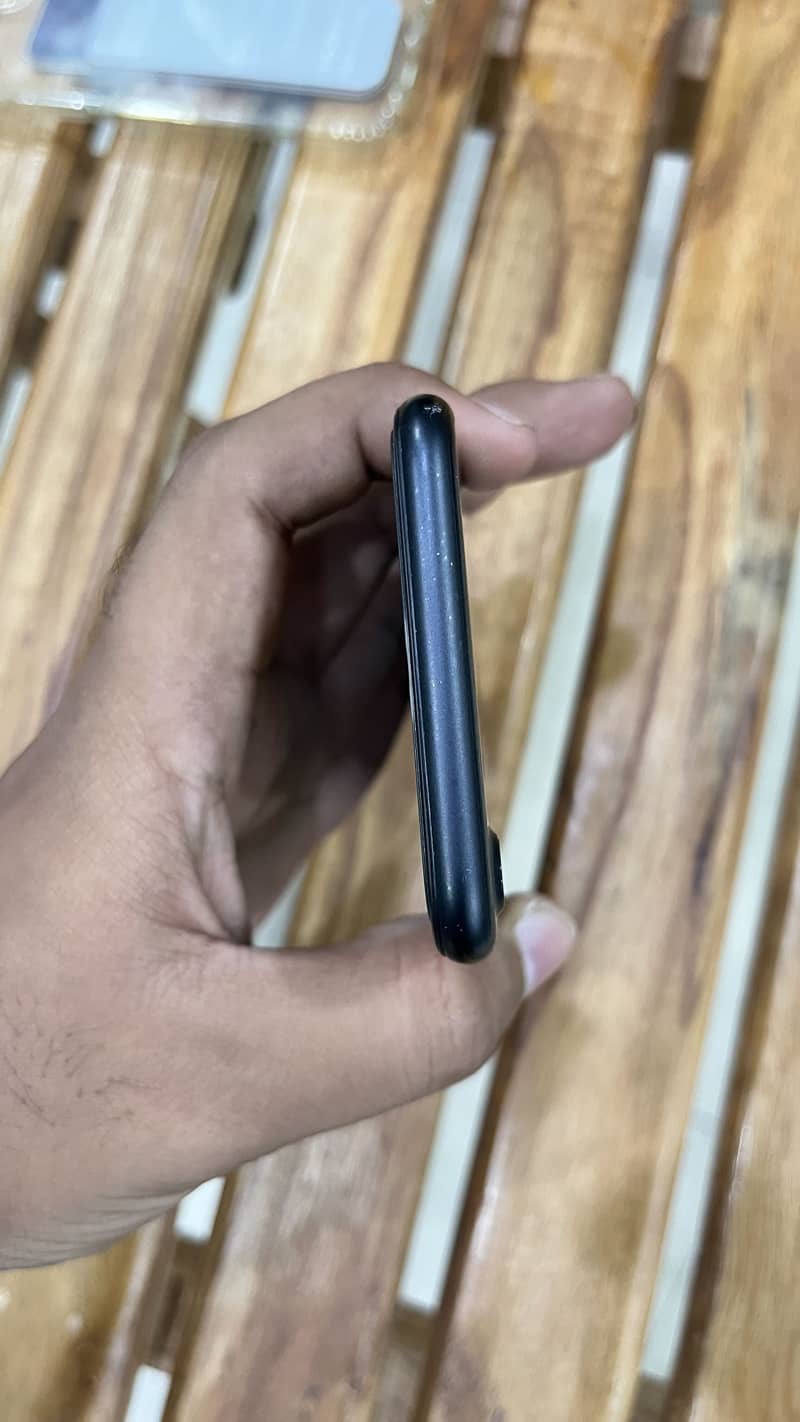 Apple iPhone 7 5