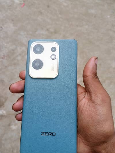 Infinix Zero 30 with box