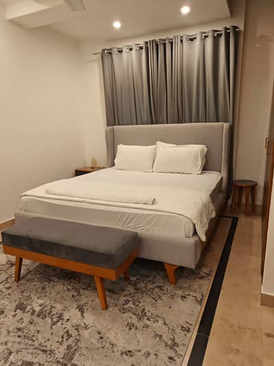 2 BHK Apartment Available on Daily Basis
