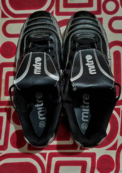 Mitre Football shoes (Condition 10/10)