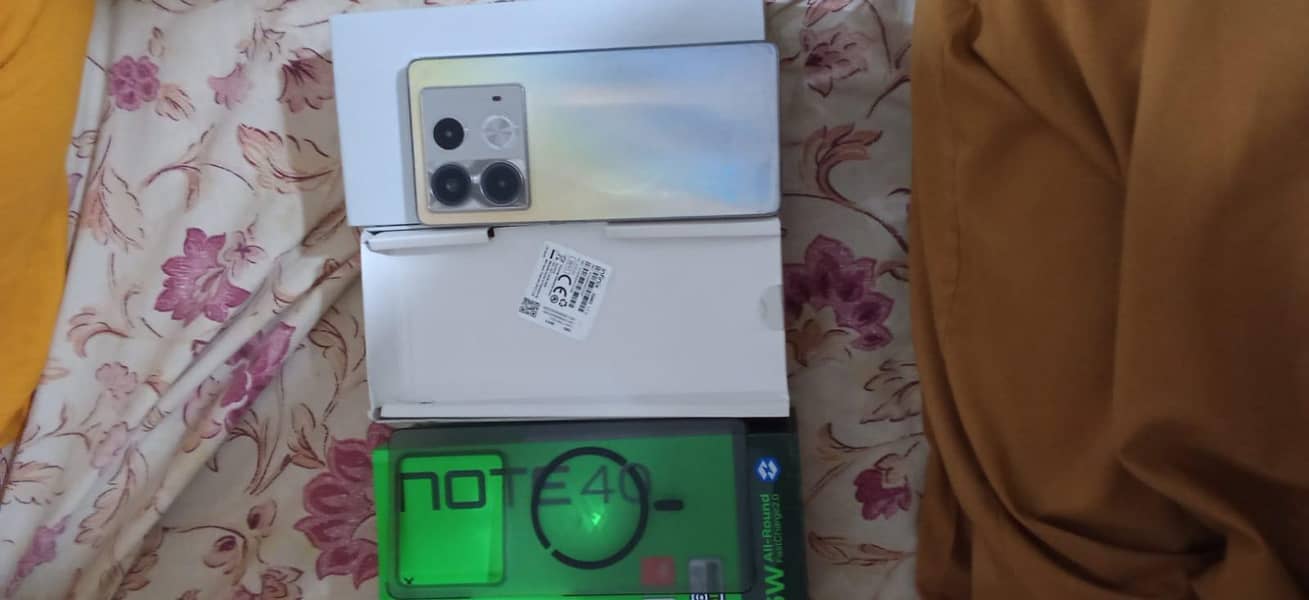 Infinix Note 40 4