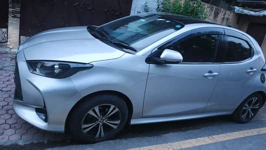 Toyota Yaris . . better then swift,vitz,city,civic,wagon r,cultus,gli,