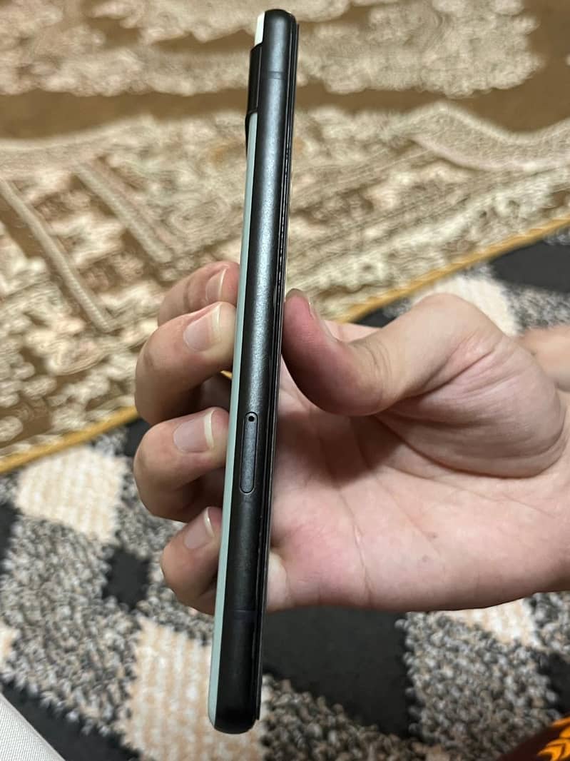 Google Pixel 6a 1