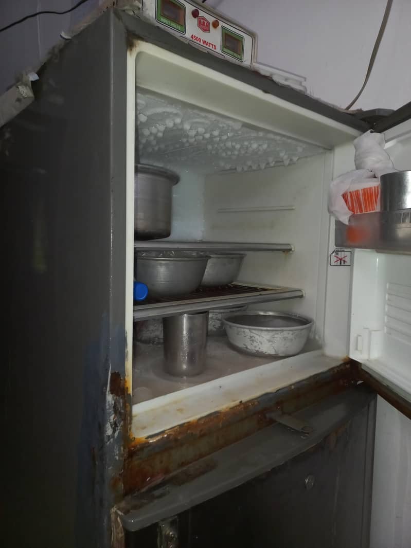 dawlance fridge 4