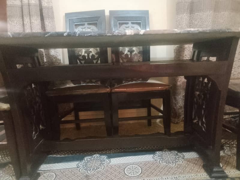 dining table marvel . 1