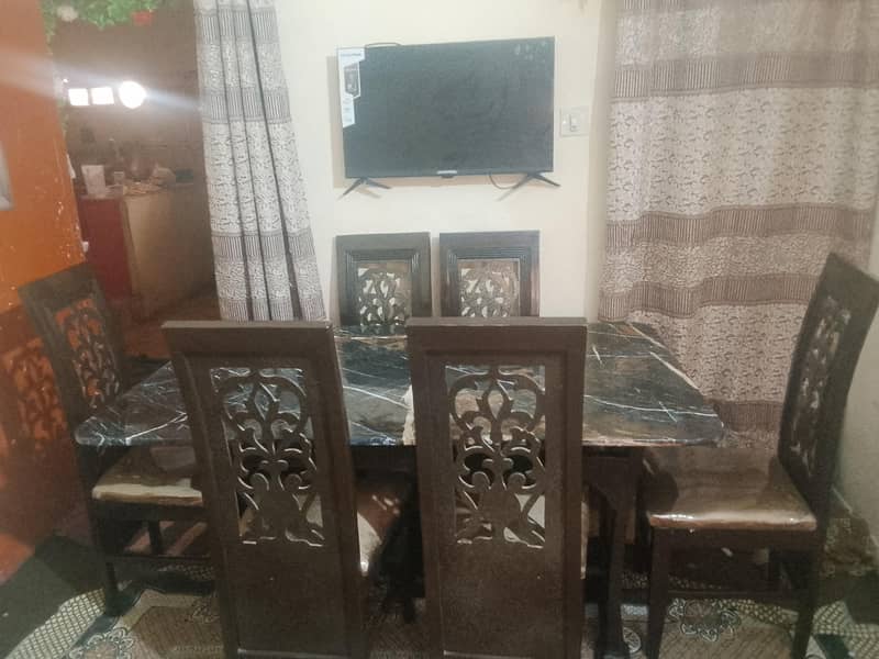 dining table marvel . 5
