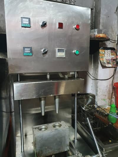 Pizza Cone Machine