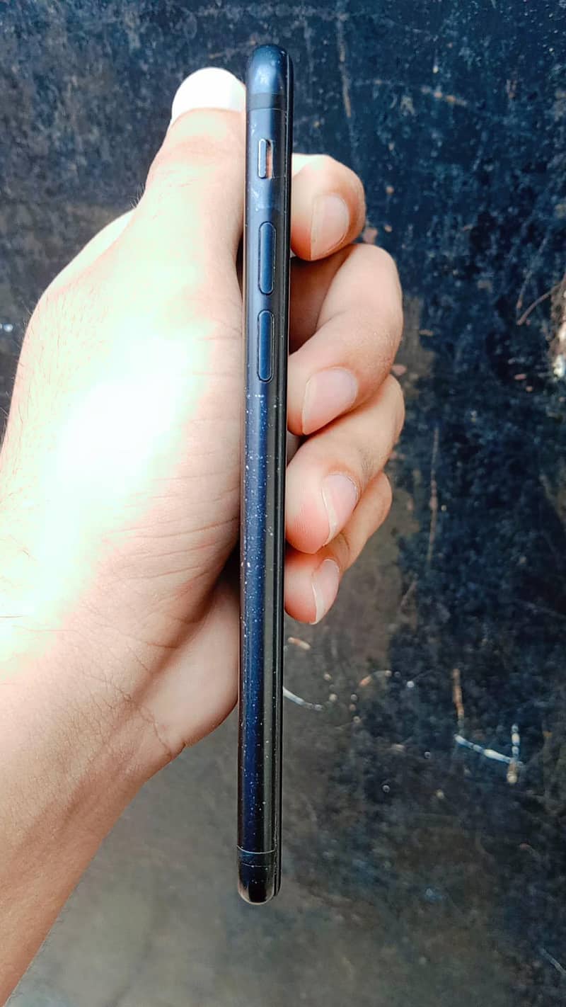 Apple iPhone 7 4