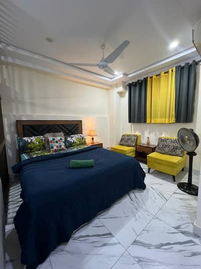 Studio Apartment Available on per day